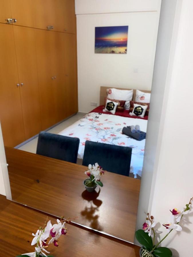 Larnaca Beach Apartment Eksteriør bilde
